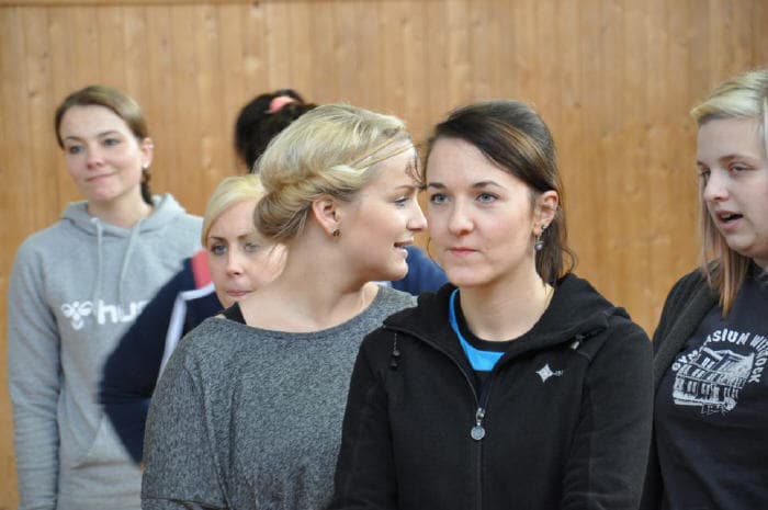 Volleyball in Turnhalle